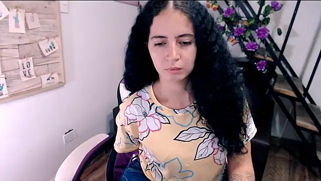 samantha baby  online show from 04/18/26, 07:07