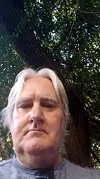 Snapshot of graham1980 chatting on 09/25/25, 03:16 graham1980 online show from 09/25/25, 03:16