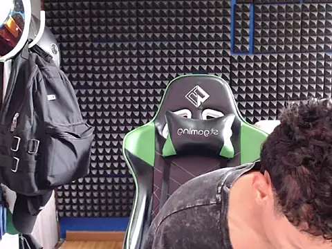 Curly Angel24 online show from 10/01/25, 12:11