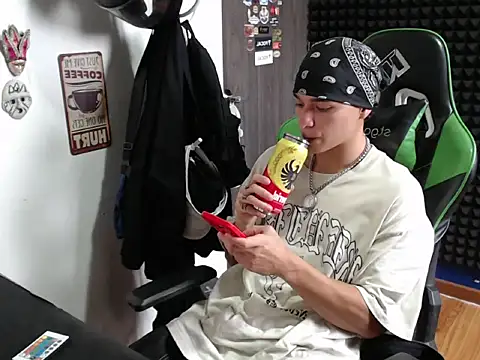 Curly Angel24 online show from 04/06/26, 09:49