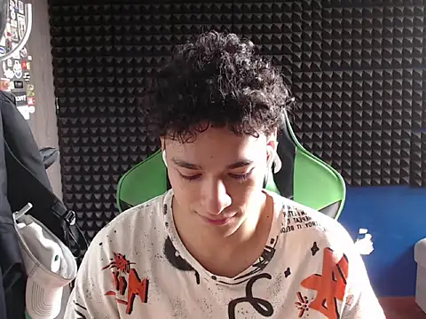 Curly Angel24 online show from 04/20/26, 01:03