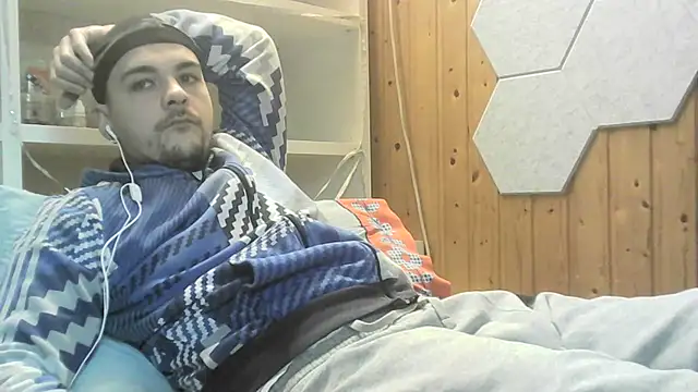 Snapshot of ItalianVinDiesel chatting on 12/28/24, 03:15 ItalianVinDiesel online show from 12/28/24, 03:15