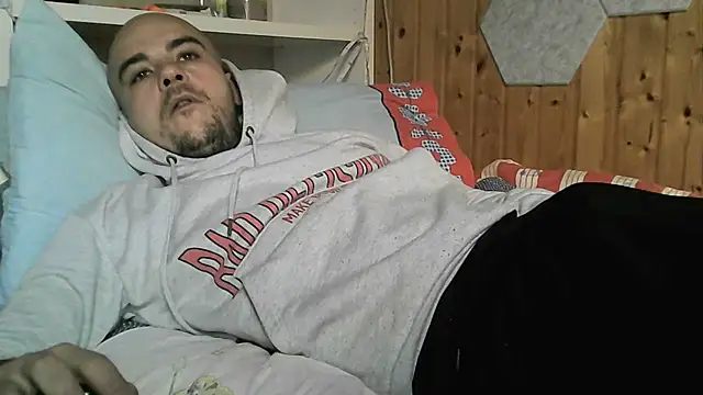 ItalianVinDiesel online show from 11/10/25, 09:08