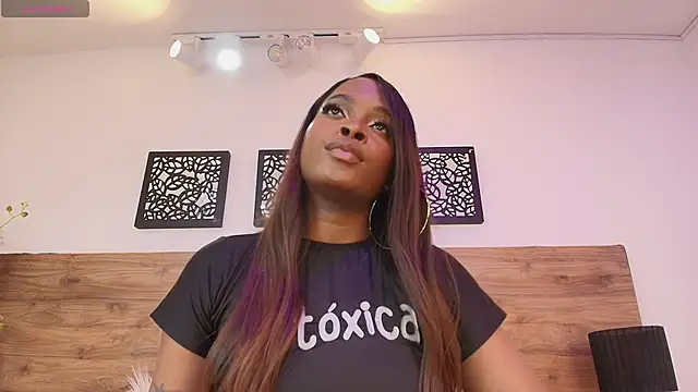 Snapshot of KAROL-SCOTT chatting on 02/04/25, 07:33 KAROL-SCOTT online show from 02/04/25, 07:33