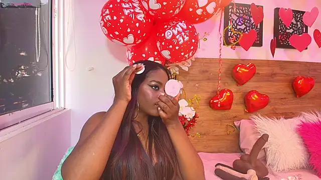 Snapshot of KAROL-SCOTT chatting on 02/15/25, 08:22 KAROL-SCOTT online show from 02/15/25, 08:22