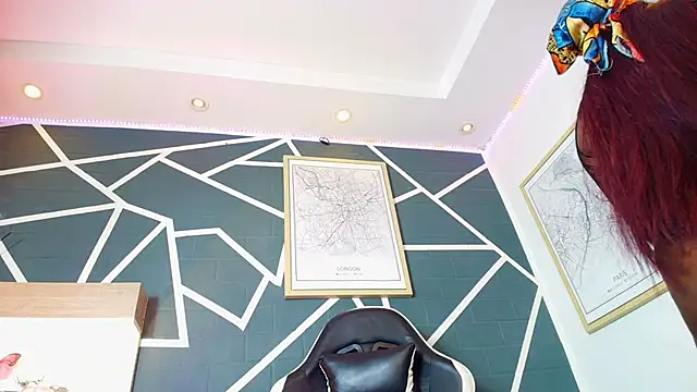 Snapshot of KAROL-SCOTT chatting on 09/12/25, 07:58 KAROL-SCOTT online show from 09/12/25, 07:58