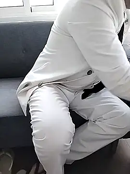 MiguelBISEX online show from 09/28/25, 05:40