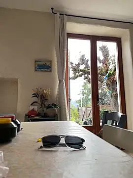 la chiennete online show from 11/01/25, 12:29