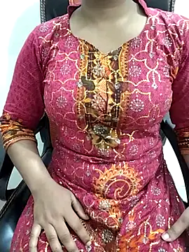 Jenifar- online show from 04/25/26, 01:41