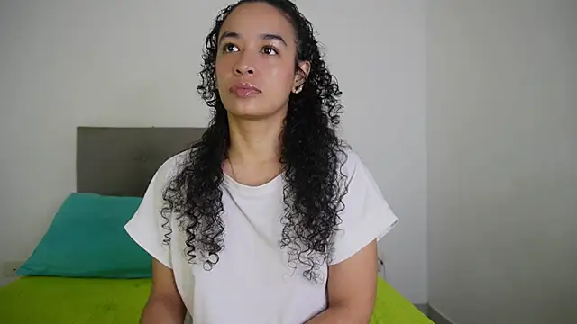 angela  98 online show from 12/02/25, 09:14