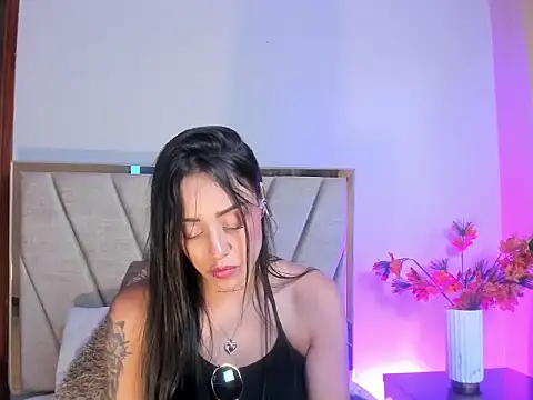 NoraDasilva online show from 02/11/26, 11:43