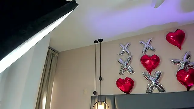 NoraDasilva online show from 02/15/26, 02:36