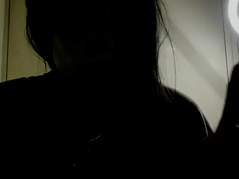 Snapshot of michelle105 chatting on 05/29/26, 10:08 michelle105 online show from 05/29/26, 10:08