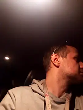 Snapshot of popperspair chatting on 01/26/25, 04:41 popperspair online show from 01/26/25, 04:41