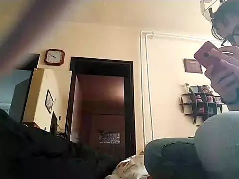 Snapshot of popperspair chatting on 01/29/25, 08:51 popperspair online show from 01/29/25, 08:51