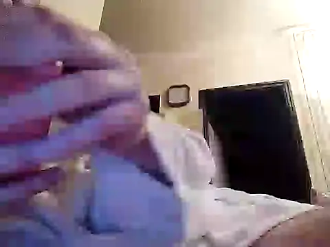 Snapshot of popperspair chatting on 01/31/25, 12:39 popperspair online show from 01/31/25, 12:39