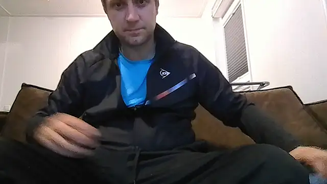 Snapshot of popperspair chatting on 09/29/25, 10:58 popperspair online show from 09/29/25, 10:58