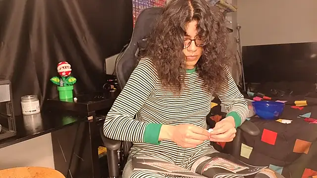 ShinyCherub online show from 02/13/25, 02:56