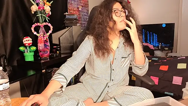 ShinyCherub online show from 02/14/25, 11:42