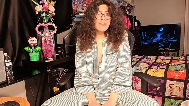 ShinyCherub online show from 02/19/25, 12:22