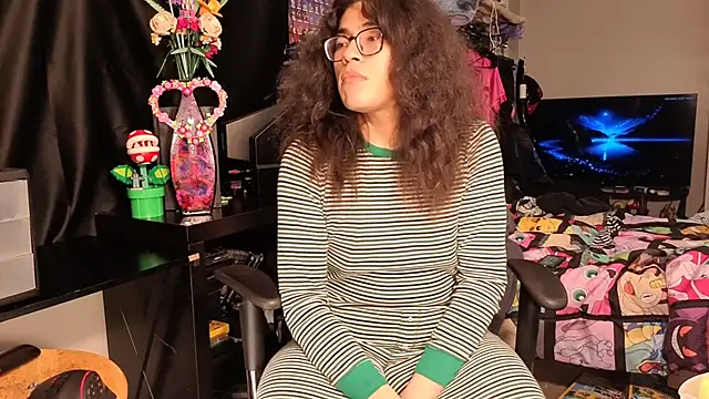 ShinyCherub online show from 02/20/25, 07:55