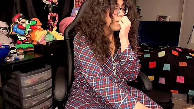 ShinyCherub online show from 09/26/25, 07:18