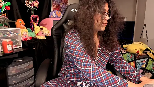 ShinyCherub online show from 10/06/25, 02:53