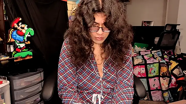 ShinyCherub online show from 11/18/25, 01:55