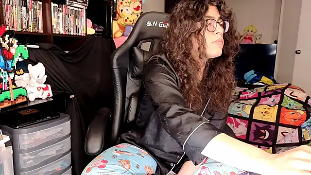 ShinyCherub online show from 03/28/26, 06:46