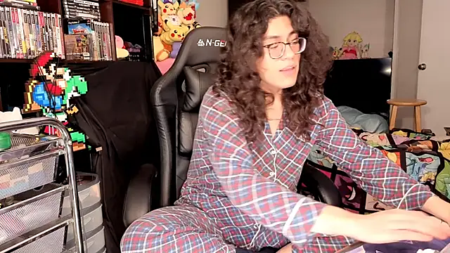 ShinyCherub online show from 04/11/26, 03:16