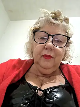 Snapshot of Merilulla chatting on 11/28/25, 03:58 Merilulla online show from 11/28/25, 03:58