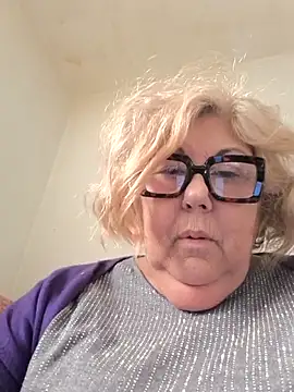 Snapshot of Merilulla chatting on 02/25/26, 02:16 Merilulla online show from 02/25/26, 02:16