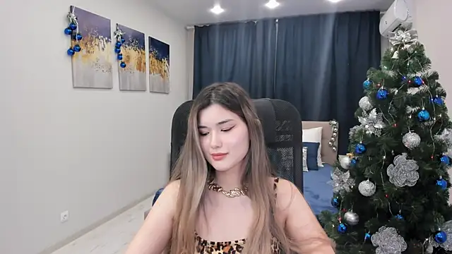 AnneTLi online show from 12/17/24, 09:50