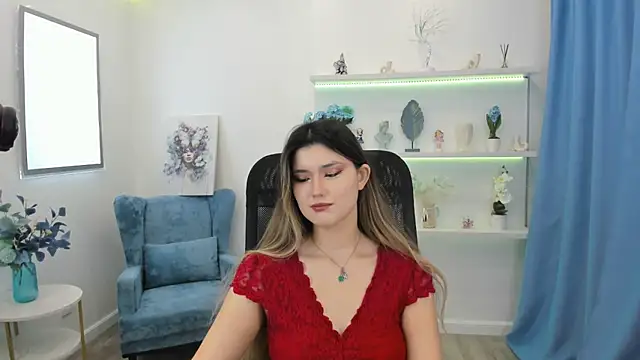 AnneTLi online show from 10/11/25, 03:28