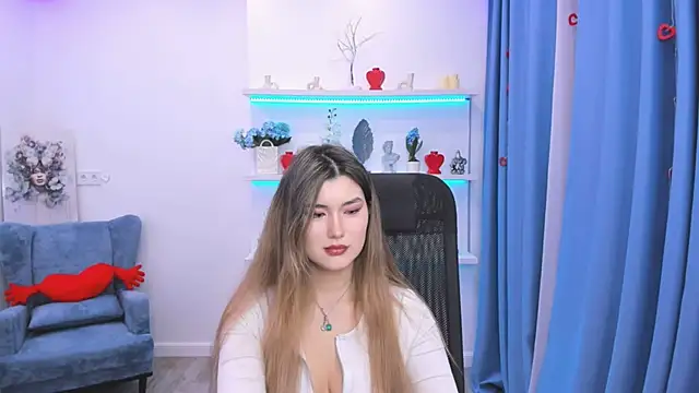 AnneTLi online show from 02/28/26, 03:18