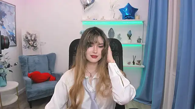 AnneTLi online show from 04/22/26, 07:15