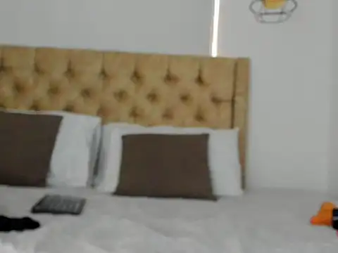 KeryHillson online show from 09/27/25, 12:10