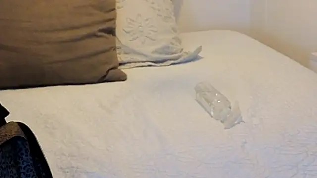 KeryHillson online show from 02/12/26, 12:11