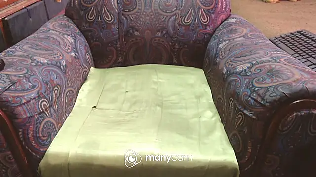 Snapshot of vela-red25 chatting on 02/28/26, 01:45 vela-red25 online show from 02/28/26, 01:45