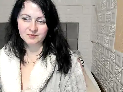 Lillian2 online show from 02/22/25, 10:42