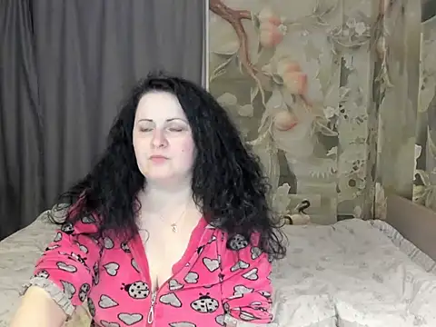 Lillian2 online show from 03/29/26, 06:41