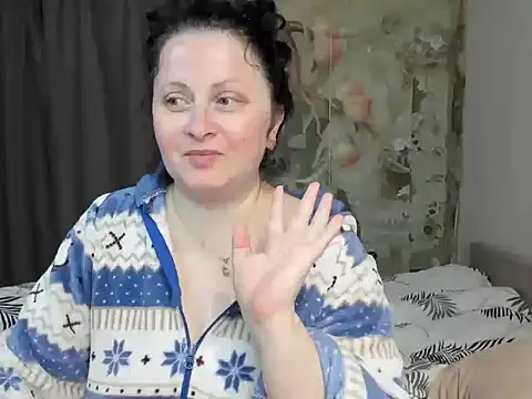 Snapshot of Lillian2 chatting on 05/16/26, 05:26 Lillian2 online show from 05/16/26, 05:26