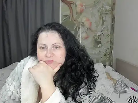 Snapshot of Lillian2 chatting on 05/31/26, 01:25 Lillian2 online show from 05/31/26, 01:25