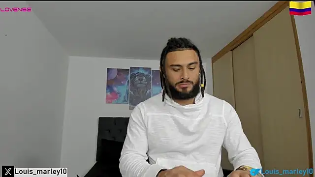 Snapshot of Louis_marley__ chatting on 01/24/25, 02:28 Louis marley online show from 01/24/25, 02:28