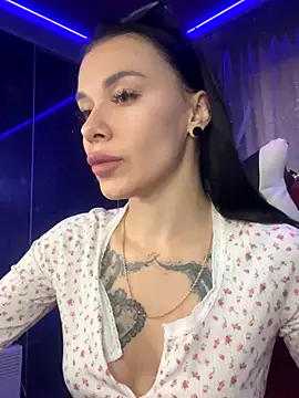 Queen of pain online show from 10/24/25, 07:38