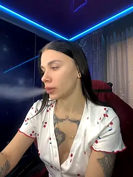 Queen of pain online show from 11/04/25, 07:18