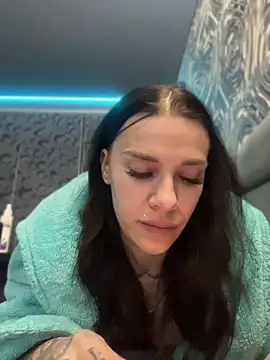 Queen of pain online show from 04/08/26, 08:03