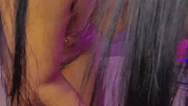 Snapshot of Cosmic_Sia chatting on 02/04/25, 05:53 Cosmic Sia online show from 02/04/25, 05:53