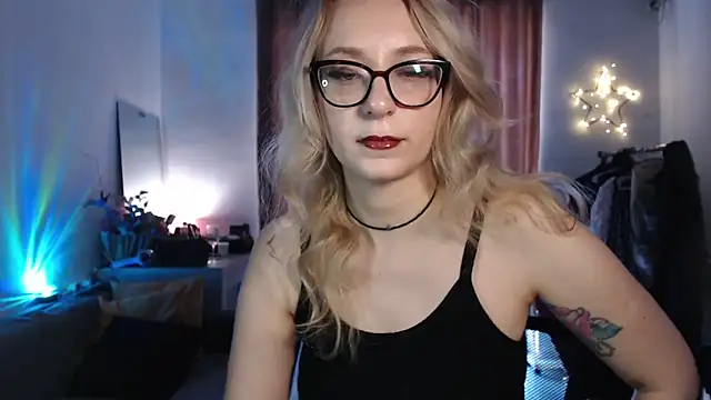 welliza online show from 10/16/25, 07:20