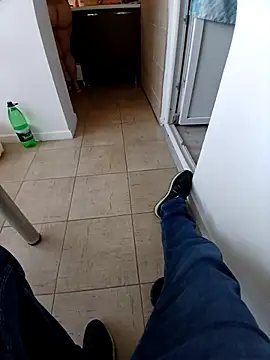 Adriandan1982 online show from 09/12/25, 03:56